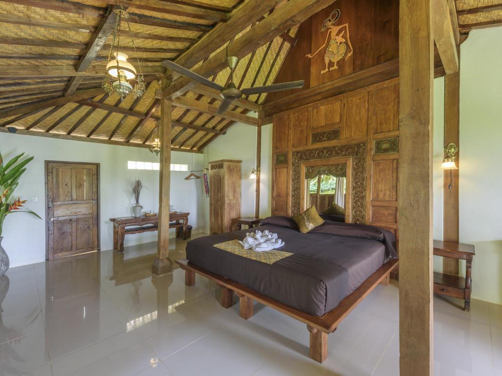 Bali Mountain Retreat Villa Selemadeg  Exterior photo